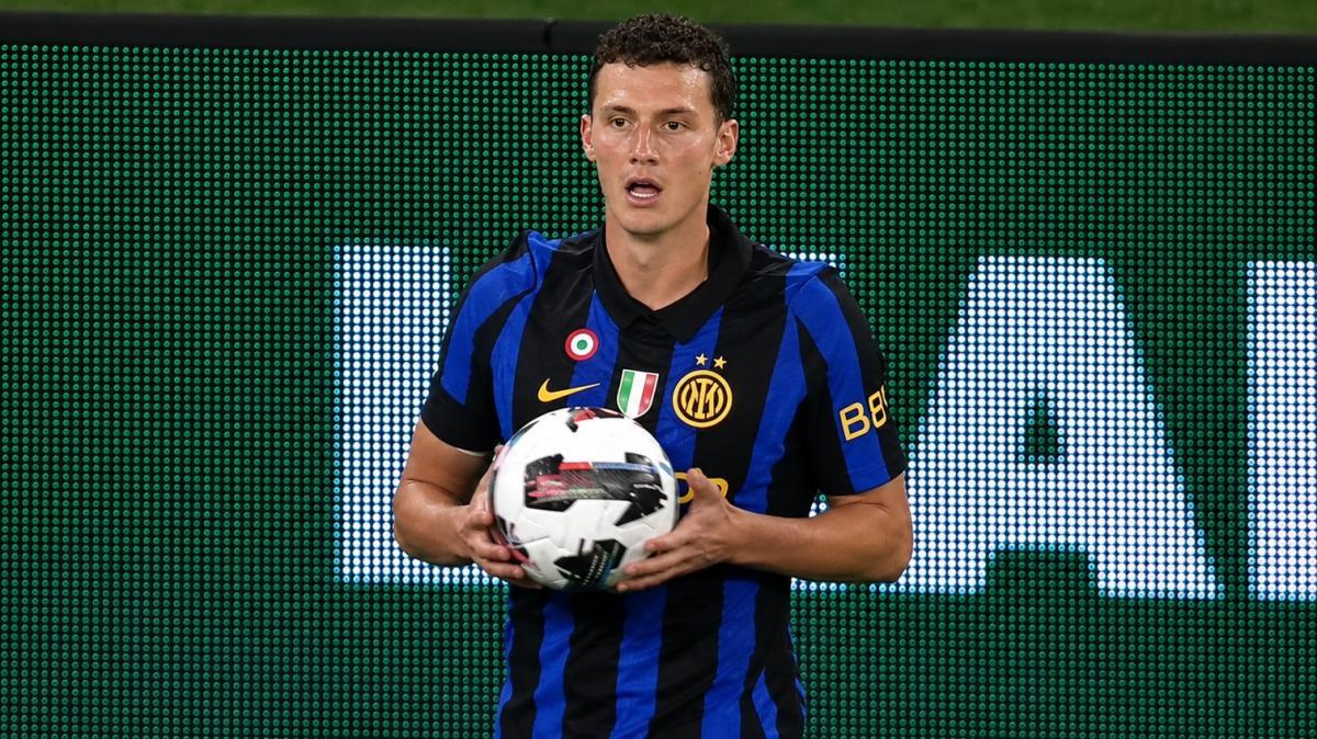 Non solo Chivu, Pavard voluto anche dallo spogliatoio. E Stankovic insiste per restare
