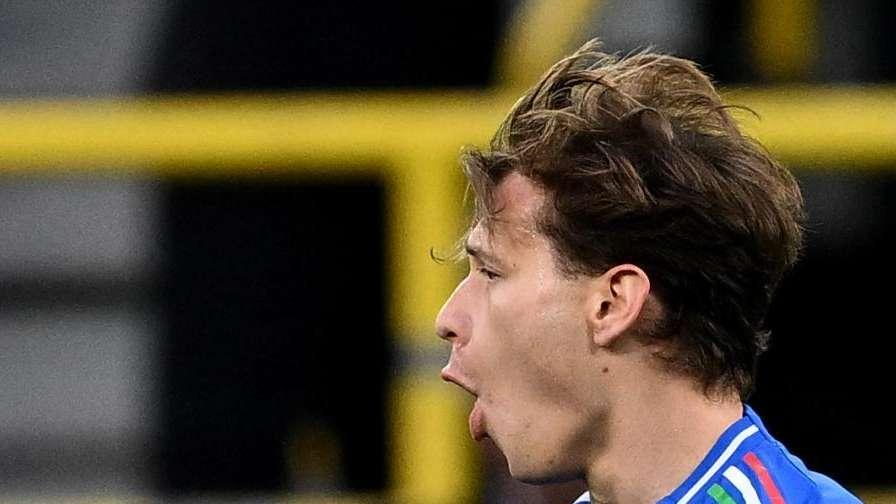 Per Barella si apre la prospettiva capocannoniere dell'Italia. Secondo i bookies è al pari di Chiesa