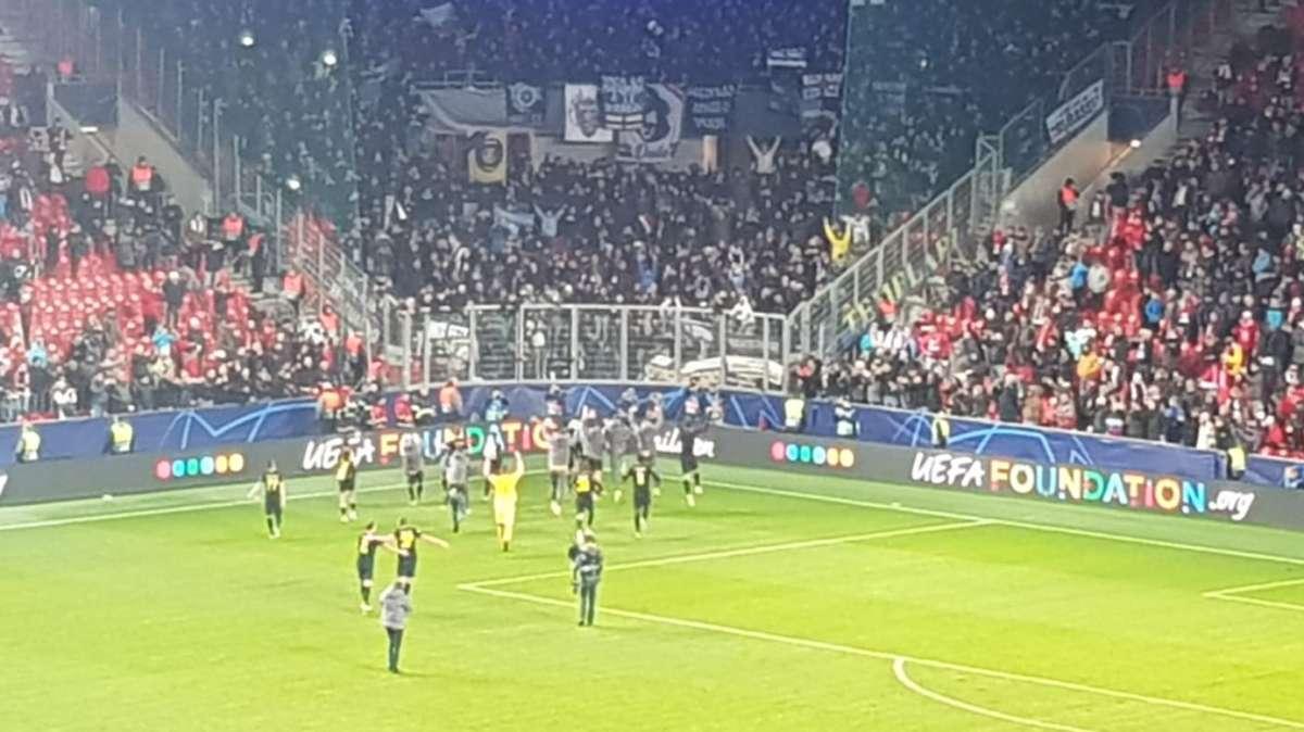 Il ciclone LuLa devasta l'Eden Arena: doppio Lautaro, Lukaku arrotonda. L'Inter batte lo Slavia e si rilancia