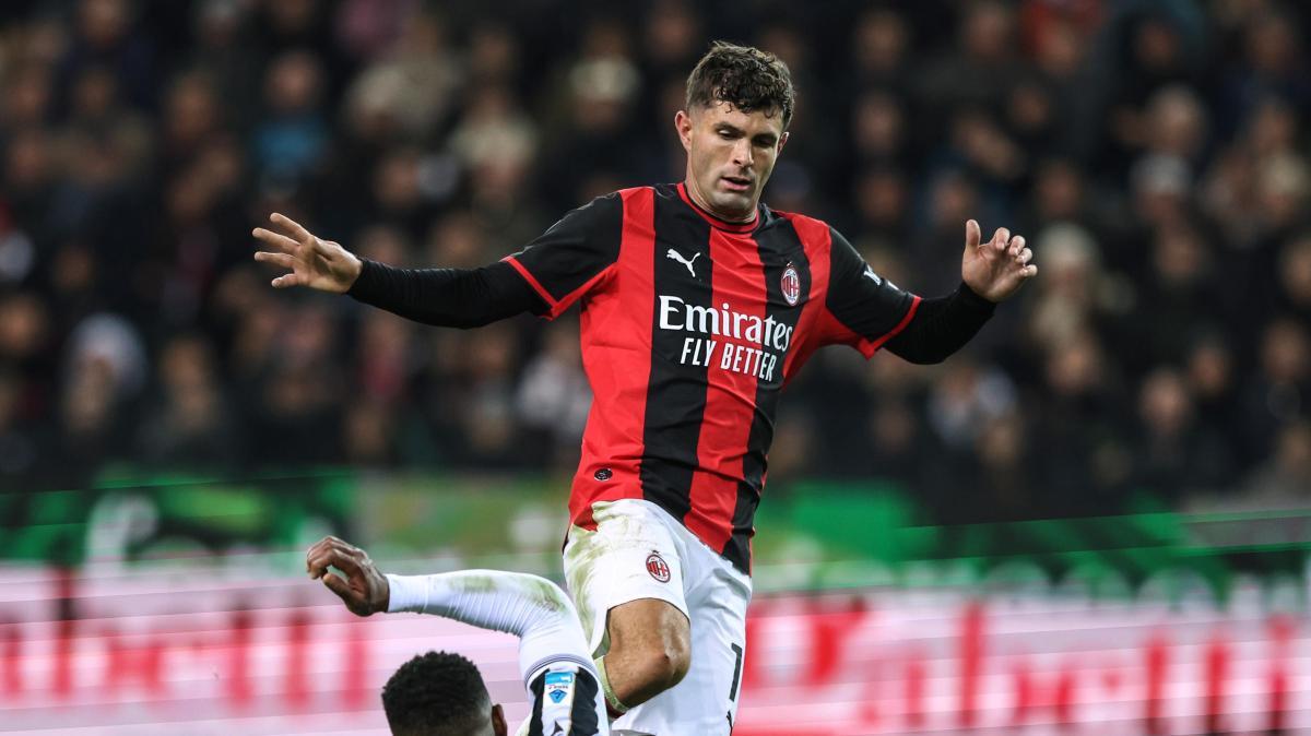 Un gol per tempo, il Milan batte l'Udinese: terzo posto in classifica