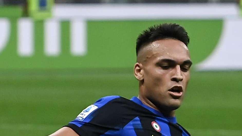 Quote capocannoniere, Lautaro in vetta. Risale Vlahovic che tallona Osimhen
