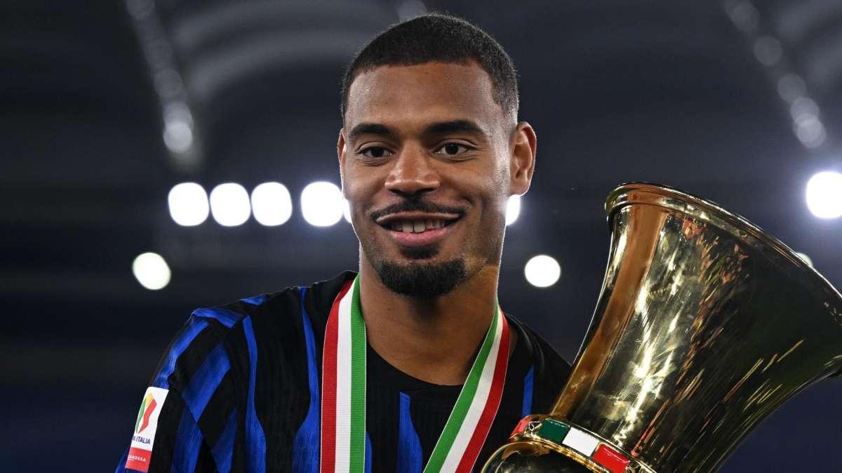 TS - Inter in attesa della decisione di Mkhitaryan e Diouf. Il punto 