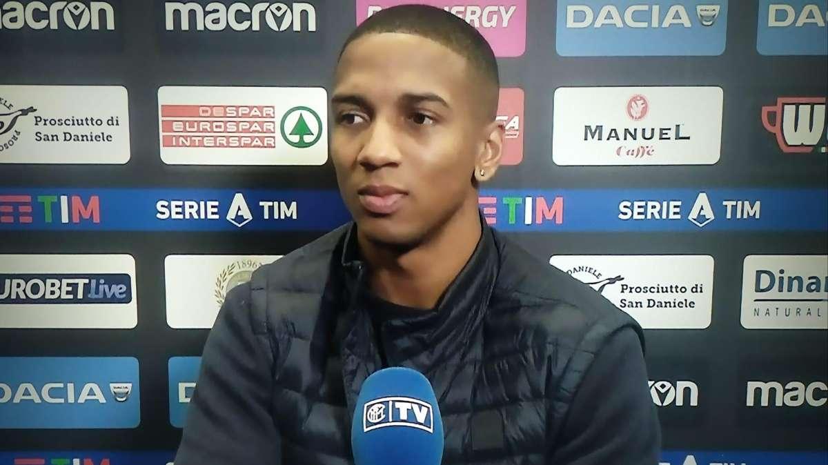 Young a InterTV: "Gara complessa ma vogliamo i tre punti anche oggi. Siamo una bella squadra unita"