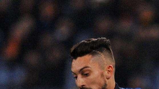 TS - Doppio colpo del Manchester United: oltre a Cavani arriva l'ex interista Telles