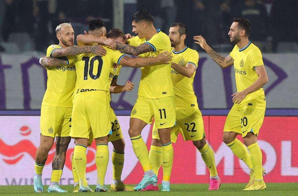 Pazzia al Franchi, Mkhitaryan decide una partita pirotecnica: l'Inter è corsara, Fiorentina battuta 4-3