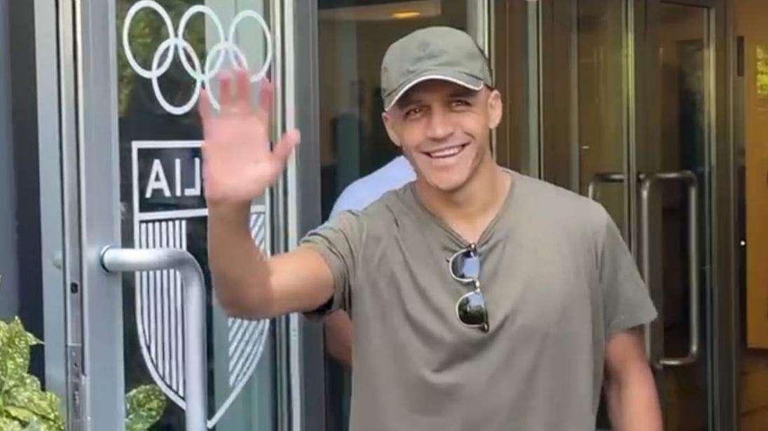 Sanchez, il ct cileno Berizzo spiega: "La sua assenza per una ragione clinica. Sarà pronto per la Colombia"