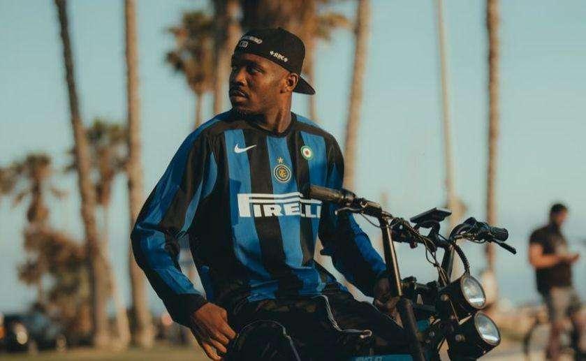 Thuram, vacanze da... Imperatore: sui social le foto con la maglia di Adriano