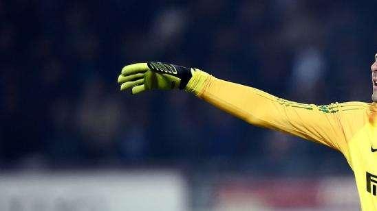 Toldo incorona Handanovic: "Continuità e tecnica, non è facile restare tranquilli all'Inter"