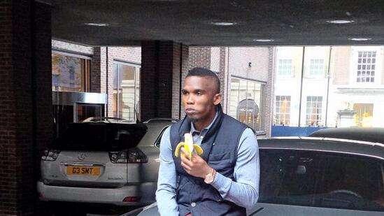 FOTO - Anche Samuel Eto'o sta con Daniel Alves