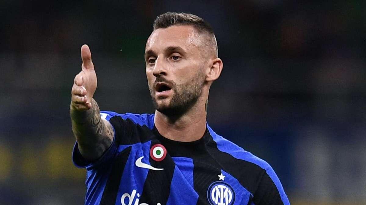 Pinetina, Brozovic ancora a parte: improbabile la presenza a Cremona. L'obiettivo diventa il derby