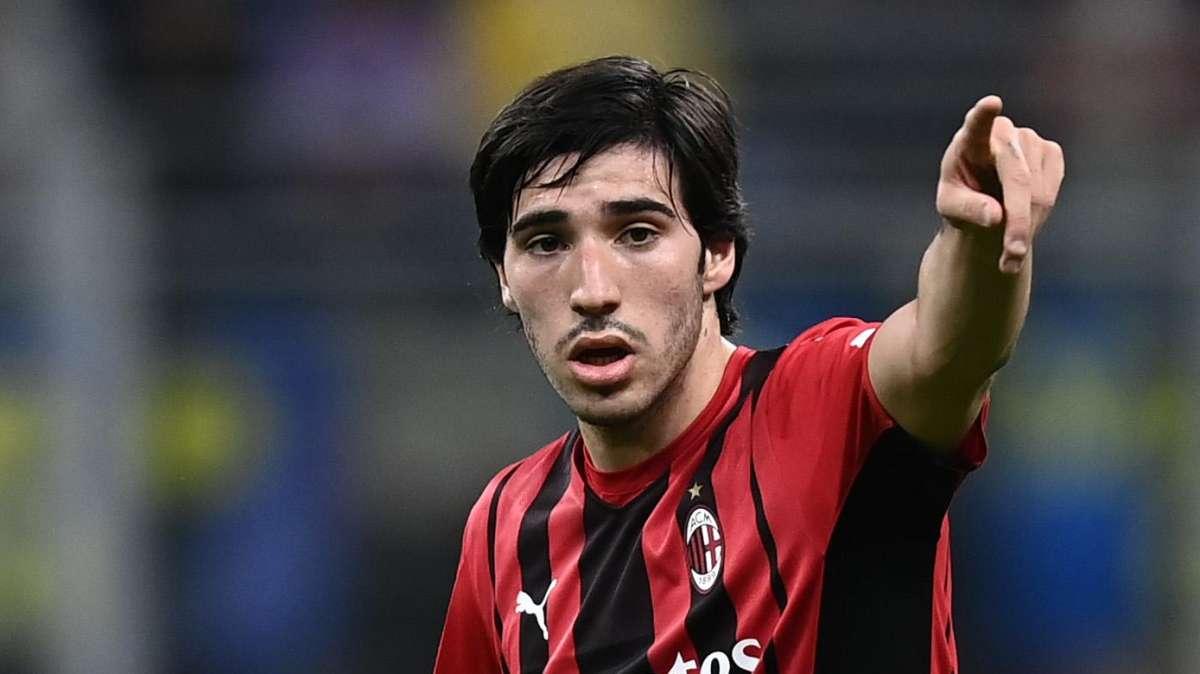 Milan, Tonali: "Con un San Siro così, difficile non pensare di arrivare all'obiettivo"