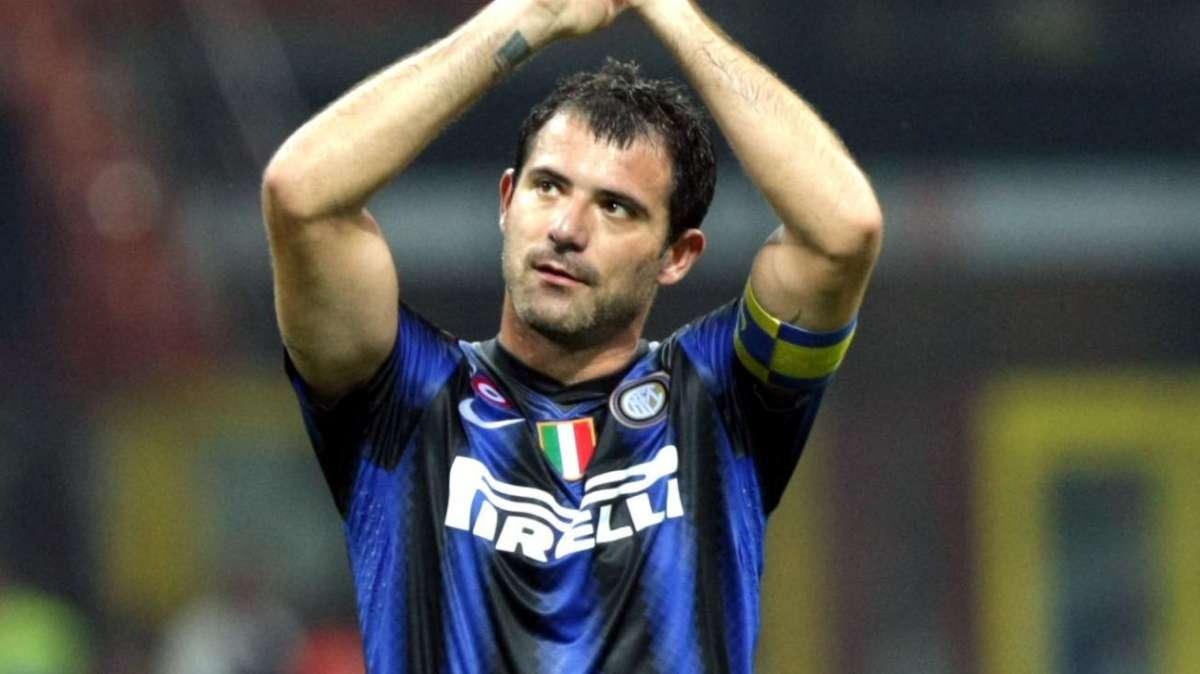 Stankovic compie 46 anni, l'Inter: "Grinta e tecnica sopraffina: in nerazzurro gol straordinari e quindici trofei"