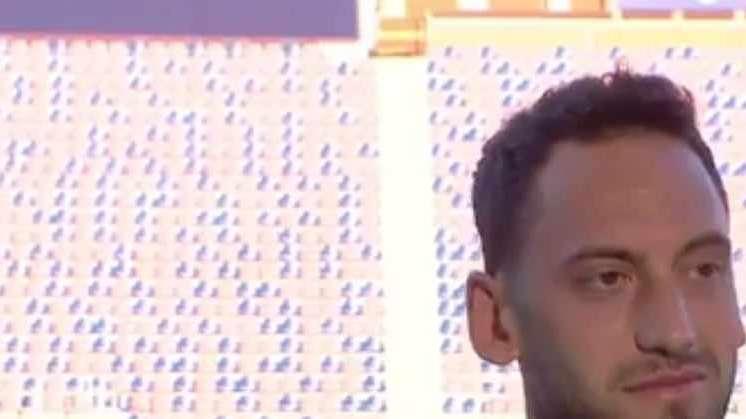 Calhanoglu alla RAI: "Io il centrocampista più forte? Mi sento così. Blocco Inter vantaggio per l'Italia"
