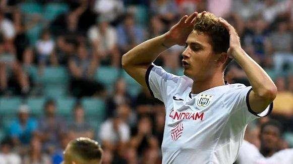 Anderlecht, ci sono i primi dubbi su Esposito. Mazzù: "Per lui è dura, ma sta lavorando sodo e noi lo aiuteremo"