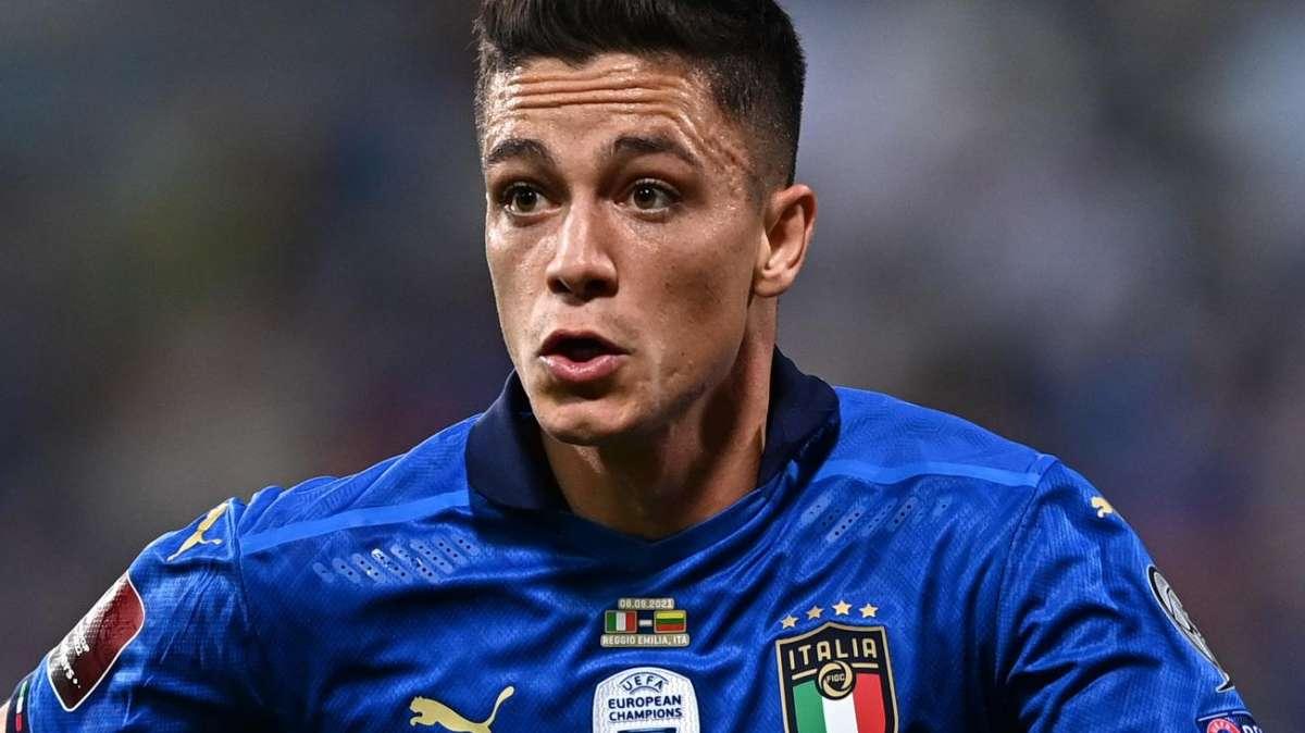 Raspadori: "Voglio la Champions, orgoglioso dell'interesse delle grandi squadre"
