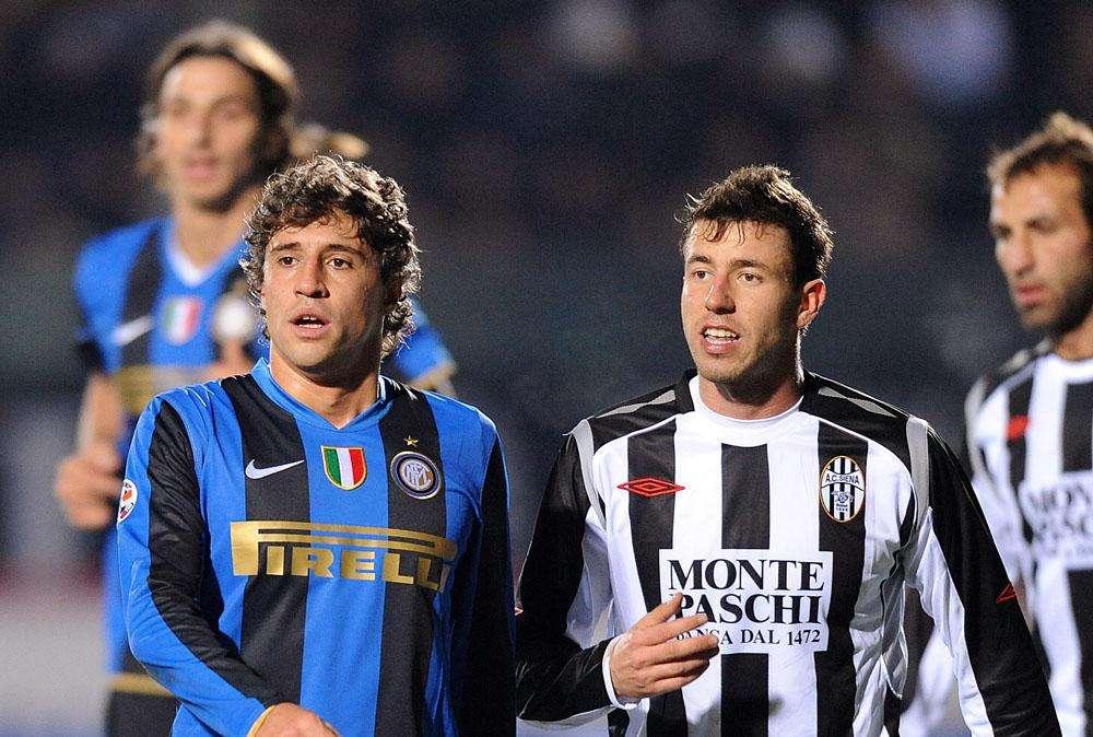 Crespo compie 47 anni, l'Inter: "46 gol determinanti per la conquista di 3 Scudetti e 2 Supercoppe Italiane"