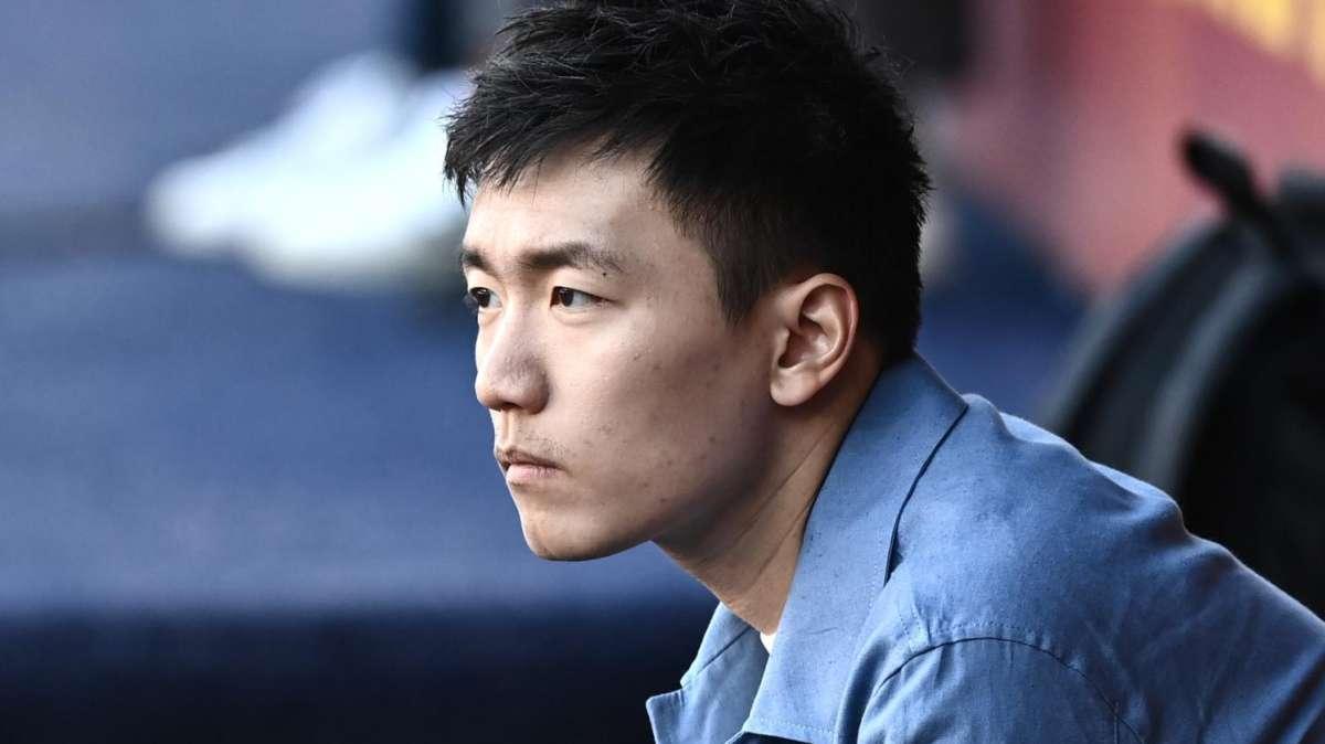 Il Giorno - Zhang-Oaktree, retroscena su Pimco: passo indietro dopo aver scoperto la 'clausola di garanzia'