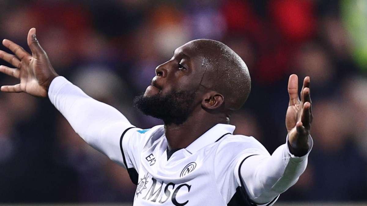 Lukaku racconta: "Ai tempi dell'Inter Conte minacciò di mettermi fuori rosa, psicologicamente mi diede grandi stimoli"