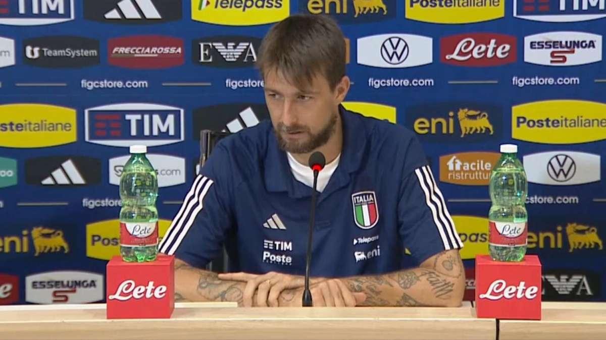 Acerbi e gli infortuni in Nazionale: "Non vogliamo farci male come non vogliono i club. Se poi un giocatore..."