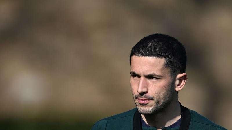 Sensi, doppio contatto Fiorentina-Inter: i viola vogliono chiudere prima del ritiro. E lui detta le condizioni