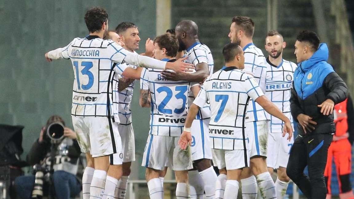 Lukaku gigante, promossa l'Inter a salve. A Firenze per il risultato, con la Juventus per il gap 