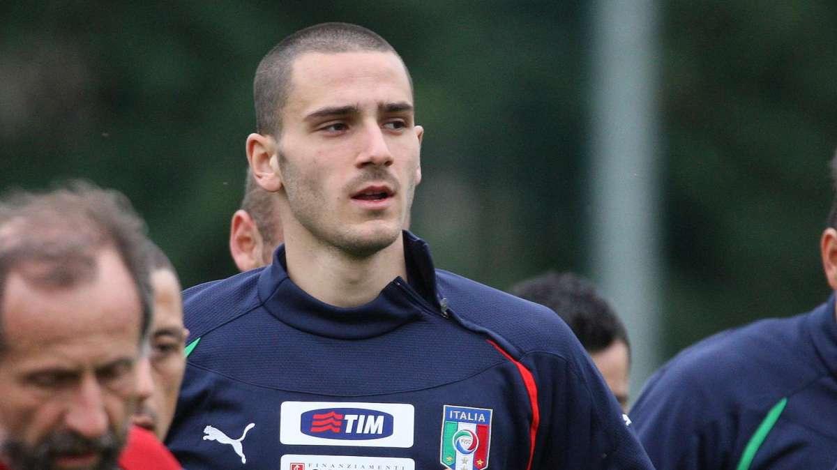 Leonardo Bonucci, in compropriet&agrave; tra Bari e Genoa