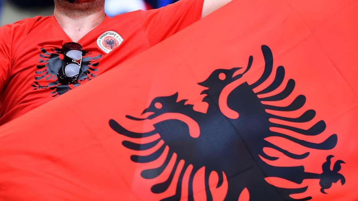 Striscione nazionalista durante match con l'Italia, multa di 10mila euro per l'Albania