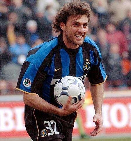 Balo, frecciata Vieri: "Solo gente che ama la Nazionale"