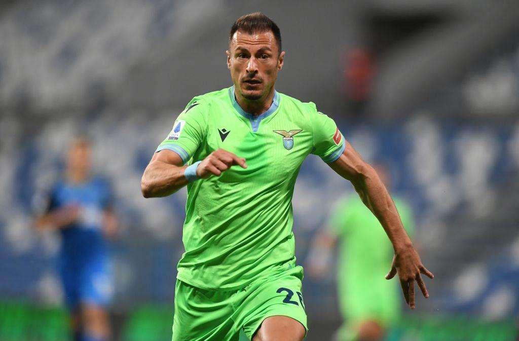 Sky - Radu idea forte per la difesa: scudiero di Inzaghi, il romeno sarebbe l'alternativa d'esperienza per Bastoni