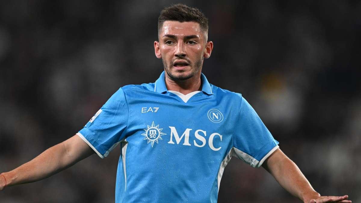 Qui Napoli - Conte conferma gran parte dell'undici di Como: Gilmour rimpiazza Anguissa
