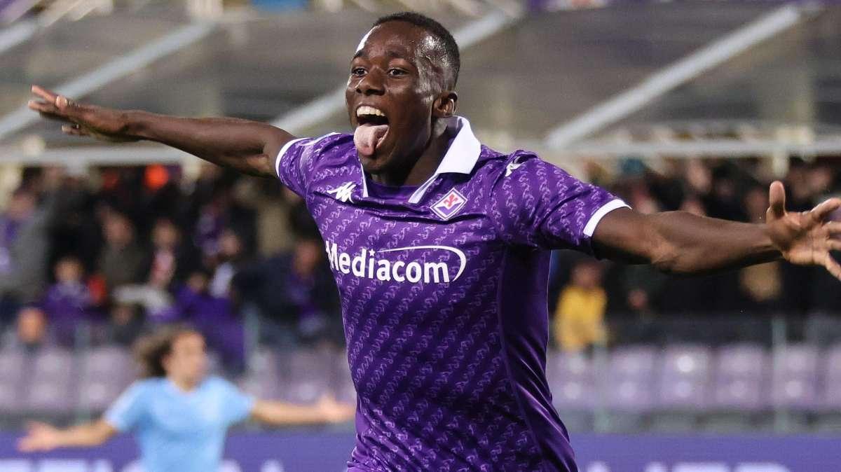 GdS - Dumfries non rinnova? L'Inter scatta con Kayode: è in cima alla lista, diversi giovani per convincere la Fiorentina