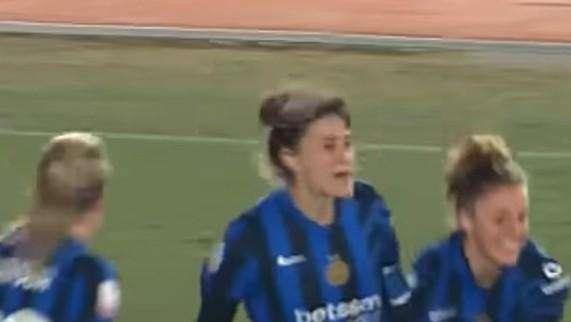 Il gol vittoria e non solo: Elisa Polli eletta miglior giocatrice di Inter-Como femminile