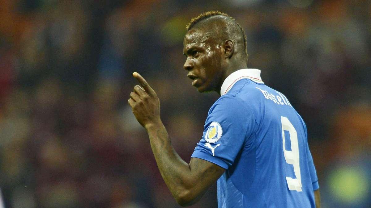 Raiola: "Il City non darebbe Balotelli in prestito"