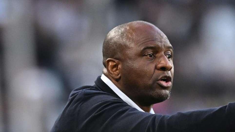 Genoa, Vieira: "Carboni ha qualità, può cambiare le partite. Mercato? E' ancora aperto, incrociamo le dita..."