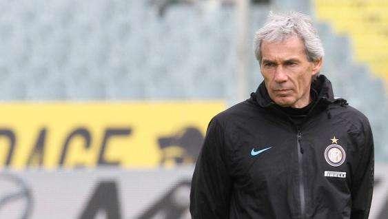 Baresi guida in allenamento i ragazzi indonesiani