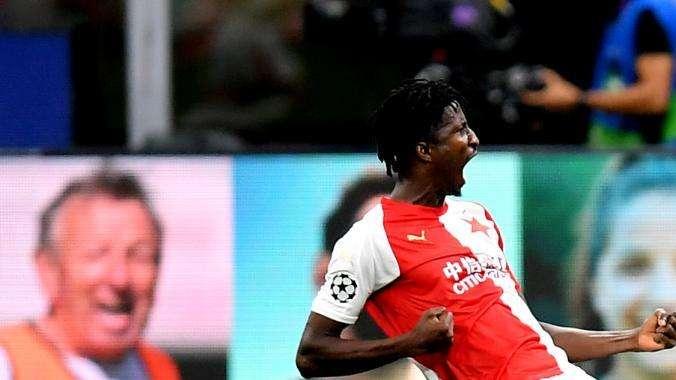 Slavia, Olayinka: "Incredibile aver segnato a San Siro. Peccato non aver vinto"