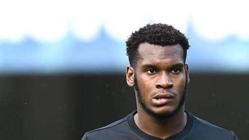 Gravillon: "Mi mancano il campo, i tifosi, il pallone per cui ho sempre lottato. Spero di rivederti presto"