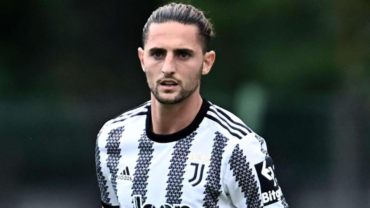 Juve, Rabiot: "Serie A più difficile, ma ci giocheremo lo scudetto. Champions? Grande delusione"