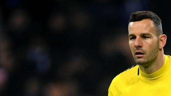 La UEFA celebra la parata di Handanovic col Psv: "Di lì non si passa"