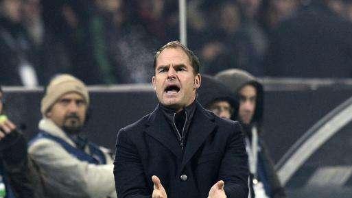 PS - De Boer, alle 15:30 il primo allenamento. Tutta la dirigenza presente alla conferenza stampa