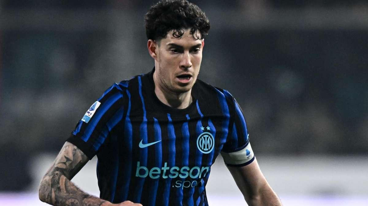 Sport - Bastoni, rinnovo con l'Inter o trasferimento al Barcellona. In caso di cessione, Oaktree vuole due colpi top 
