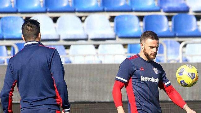 Qui Cagliari - In tre ancora a parte, ma Nandez torna in gruppo 