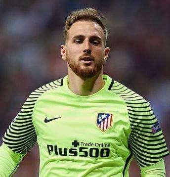 L'ag. di Oblak: "Lui in Italia? Siamo seri. L'unica big ha già Buffon"