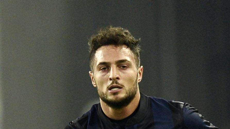 SM - WM lancia Hernanes. D'Ambrosio in panchina