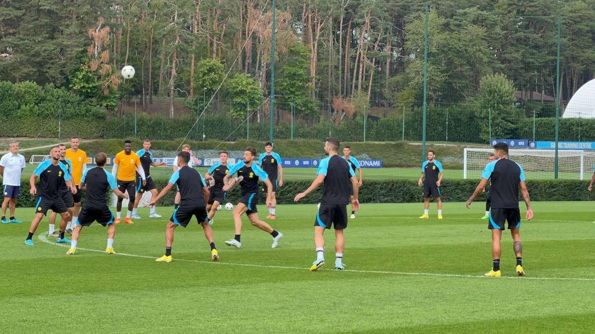 VIDEO - Rifinitura pre-Bayern Monaco alla Pinetina: Edin Dzeko lavora inizialmente in palestra