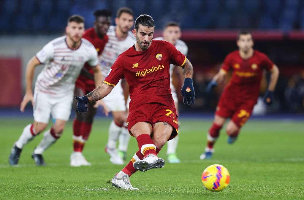 Mou torna a sorridere, Sergio Oliveira dal dischetto firma la vittoria contro il Cagliari