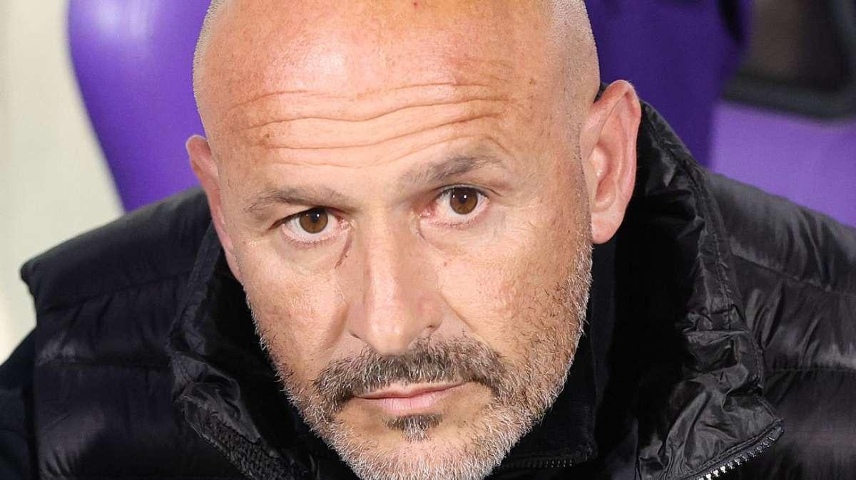 Bologna, Vincenzo Italiano ricoverato per una polmonite: la nota del club rossoblu 