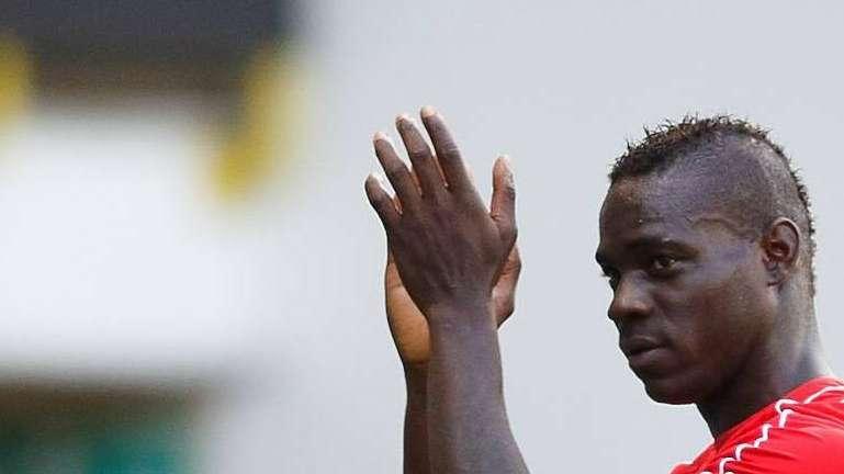 Gerrard: "Balotelli? Vero professionista, lavora per..."