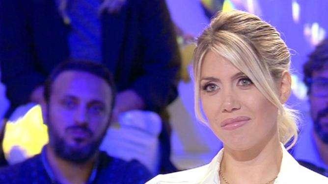 Wanda smentisce la telefonata a Conte: "Non ho chiamato nessuno"