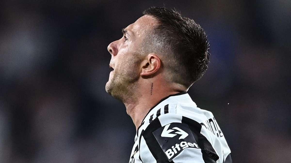 GdS - Bernardeschi-Juve, rinnovo in stand-by. Pastorello al lavoro, Marotta fiuta il nuovo colpo a zero